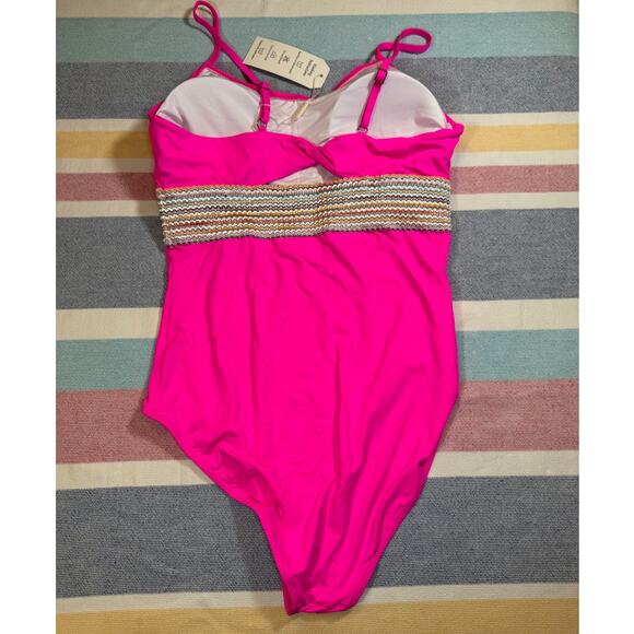 NWT HEYTALALA Hot Pink One-Piece Swimsuit Sz Medium - Picture 2 of 6
